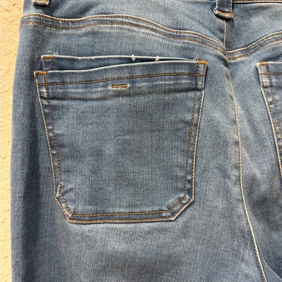 Democracy Ab Technology Blue Medium Wash Jeans. Comfortable fit - Picture 4 of 5